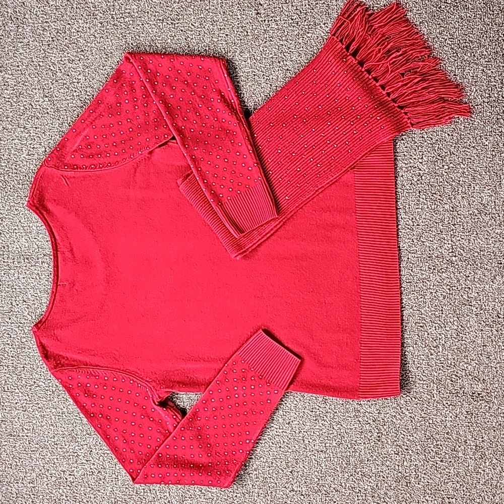 Sweater & Scarf - Picture 11 of 16
